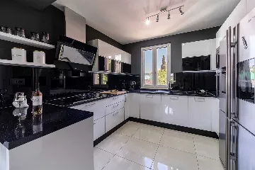 Historic Villa in Nerežišća on Brac for Up to 10