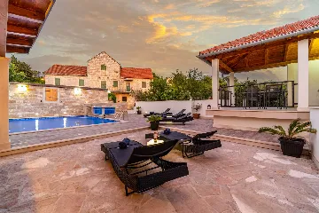 Historic Villa in Nerežišća on Brac for Up to 10