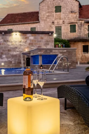 Historic Villa in Nerežišća on Brac for Up to 10