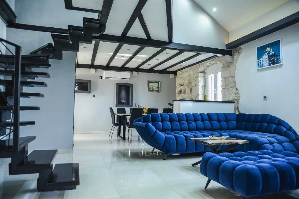 Historic Villa in Nerežišća on Brac for Up to 10
