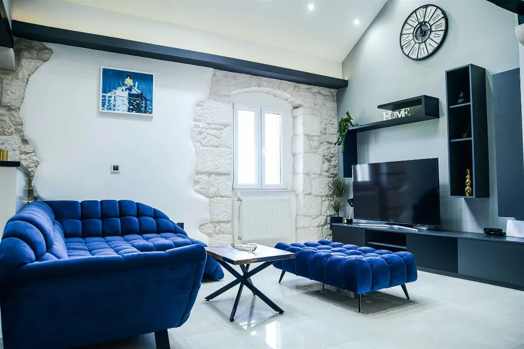 Historic Villa in Nerežišća on Brac for Up to 10
