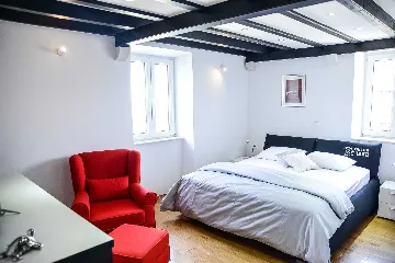 Historic Villa in Nerežišća on Brac for Up to 10