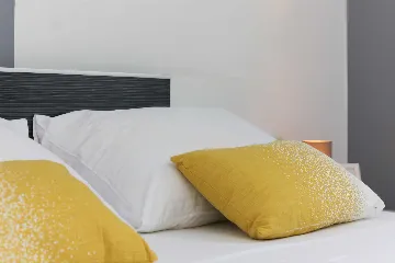 Sutivan Villa with Four Apartments for Up to 14