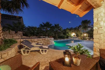 Sutivan Villa with Four Apartments for Up to 14