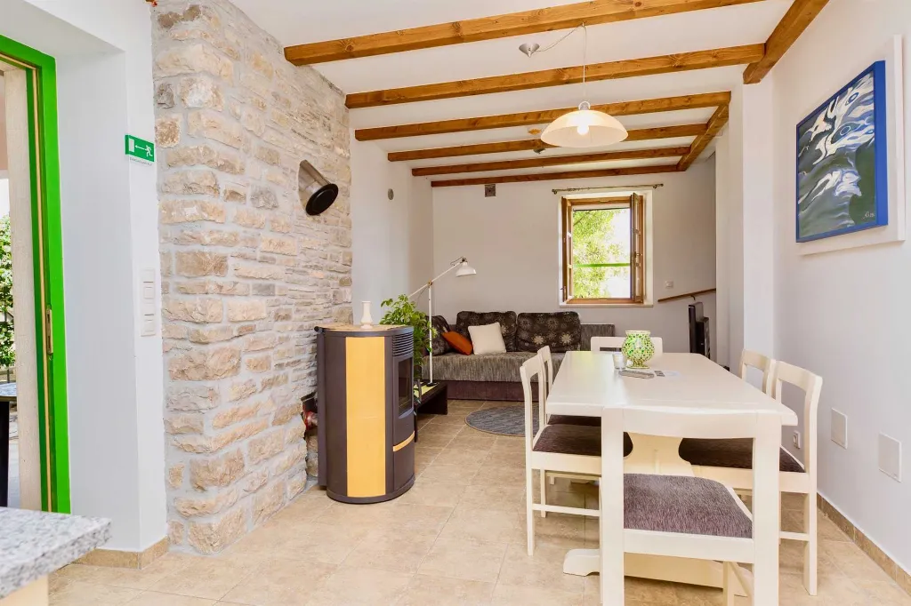 Omis Villa with Private Pool and Sea Views