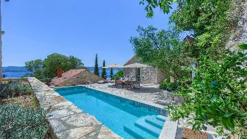 Omis Villa with Private Pool and Sea Views