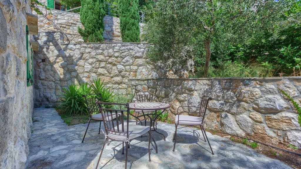 Omis Villa with Private Pool and Sea Views