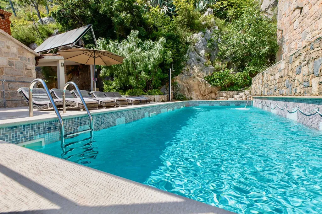 Omis Villa with Private Pool and Sea Views
