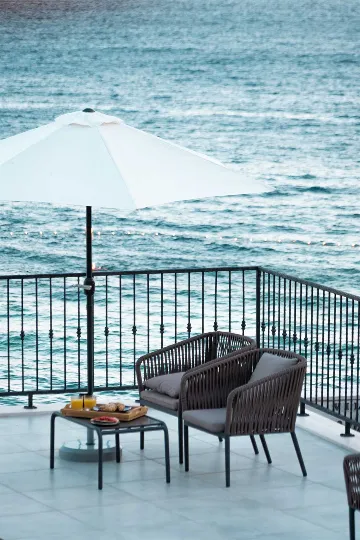 Villa in Ivan Dolac for Up to 7 Guests