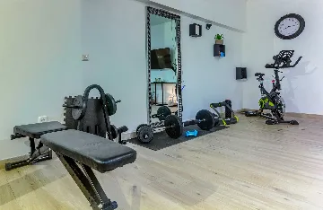 Villa in Ivan Dolac for Up to 7 Guests