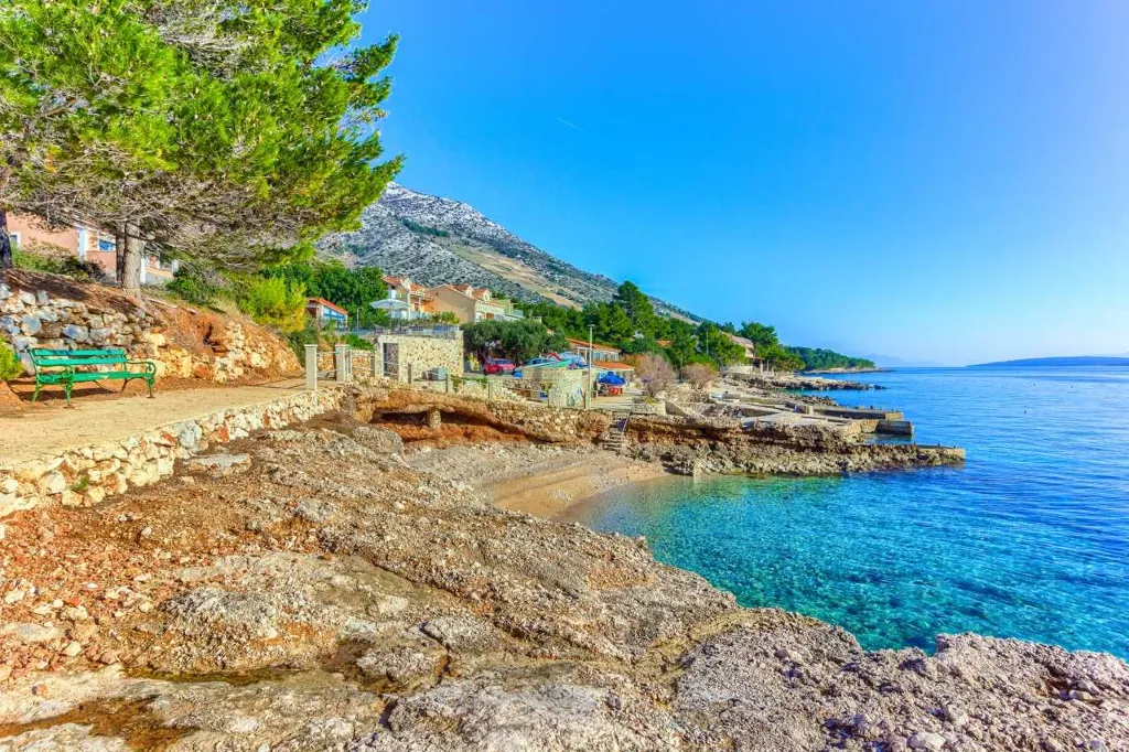 Villa in Ivan Dolac for Up to 7 Guests