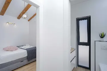 Villa in Ivan Dolac for Up to 7 Guests