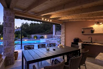 Villa in Ivan Dolac for Up to 7 Guests