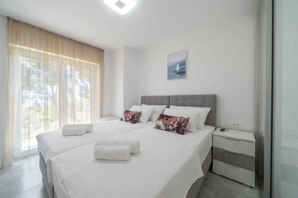 3-Bedroom Semi-Detached Villa in Sumartin