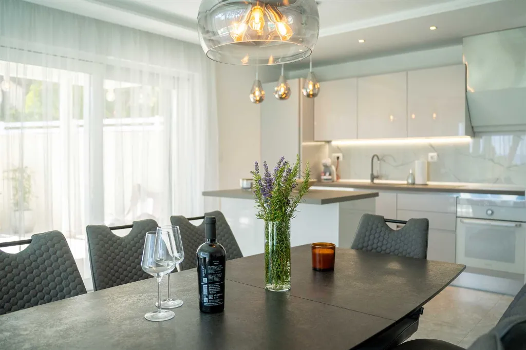 3-Bedroom Semi-Detached Villa in Sumartin