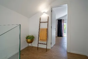 Mediterranean Villa with Sea Views in Sumartin