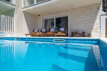 Mediterranean Villa with Sea Views in Sumartin