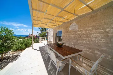 Mediterranean Villa with Sea Views in Sumartin