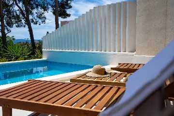 Mediterranean Villa with Sea Views in Sumartin