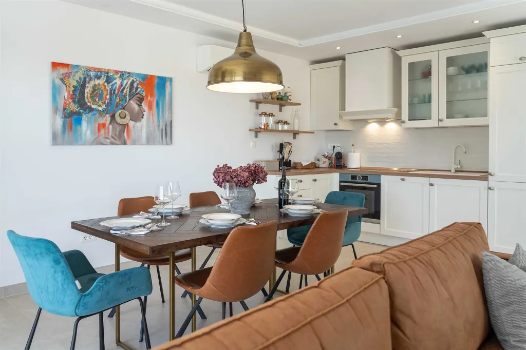 Mediterranean Villa with Sea Views in Sumartin