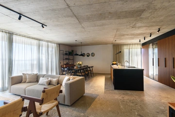 Sea-View 5-Bedroom Villa in Zaton for 10