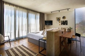 Sea-View 5-Bedroom Villa in Zaton for 10