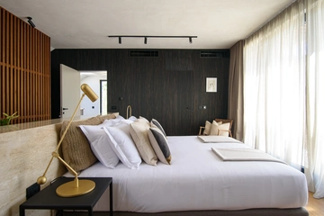 Sea-View 5-Bedroom Villa in Zaton for 10