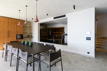 Sea-View 5-Bedroom Villa in Zaton for 10