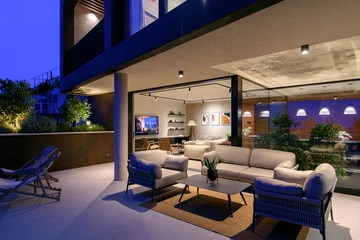 Spacious 4-Bedroom Villa in Zaton