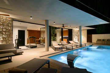 Spacious 4-Bedroom Villa in Zaton