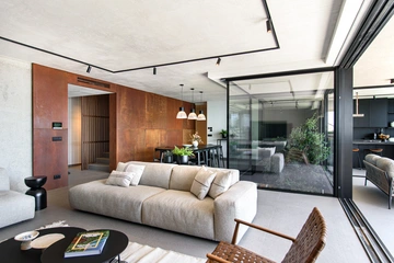 Spacious 4-Bedroom Villa in Zaton