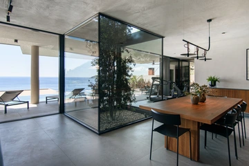 Spacious 4-Bedroom Villa in Zaton