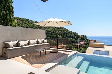 Spacious 4-Bedroom Villa in Zaton