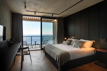 Spacious 4-Bedroom Villa in Zaton