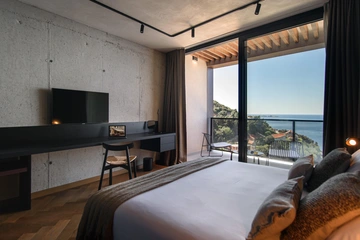 Spacious 4-Bedroom Villa in Zaton