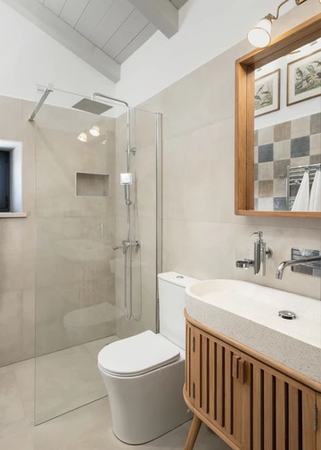 4-Bedroom Villa in Rudani for 8 Guests