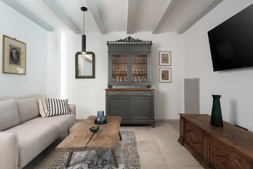 4-Bedroom Villa in Rudani for 8 Guests