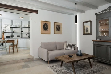 4-Bedroom Villa in Rudani for 8 Guests