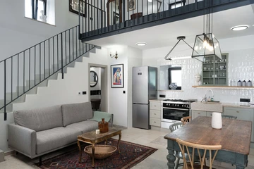 4-Bedroom Villa in Rudani for 8 Guests