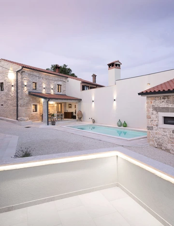 4-Bedroom Villa in Rudani for 8 Guests