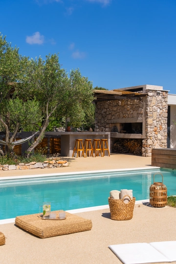 4-Bedroom Villa in Gornje Selo for Up to 8 Guests