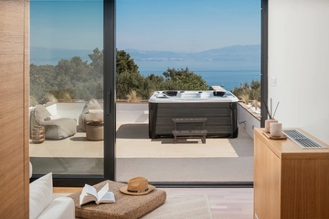 4-Bedroom Villa in Gornje Selo for Up to 8 Guests