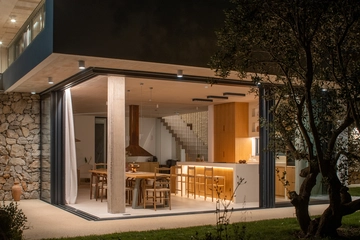 4-Bedroom Villa in Gornje Selo for Up to 8 Guests