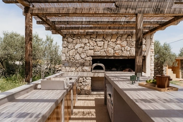 4-Bedroom Villa in Gornje Selo for Up to 8 Guests