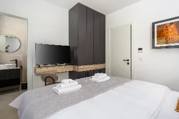 3-Bedroom Villa in Linardici for 6 Guests