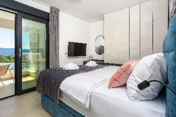 3-Bedroom Villa in Linardici for 6 Guests