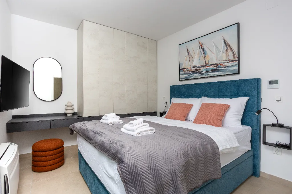 3-Bedroom Villa in Linardici for 6 Guests