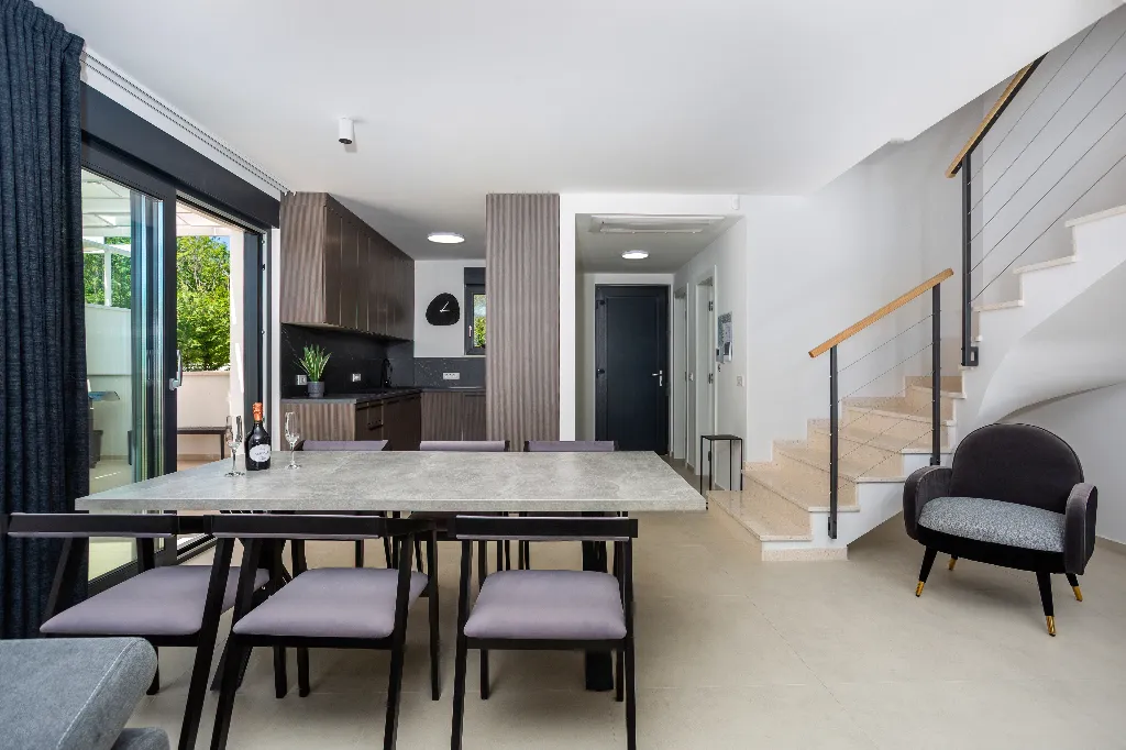 3-Bedroom Villa in Linardici for 6 Guests