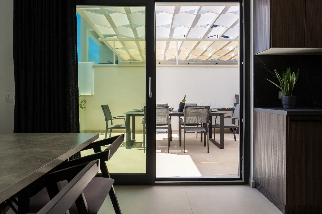 3-Bedroom Villa in Linardici for 6 Guests