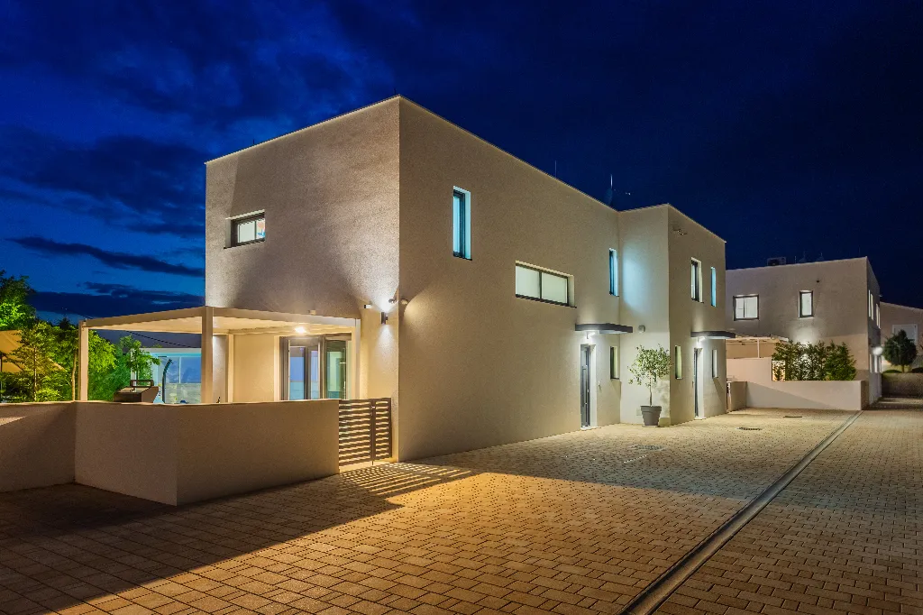 3-Bedroom Villa in Linardici for 6 Guests